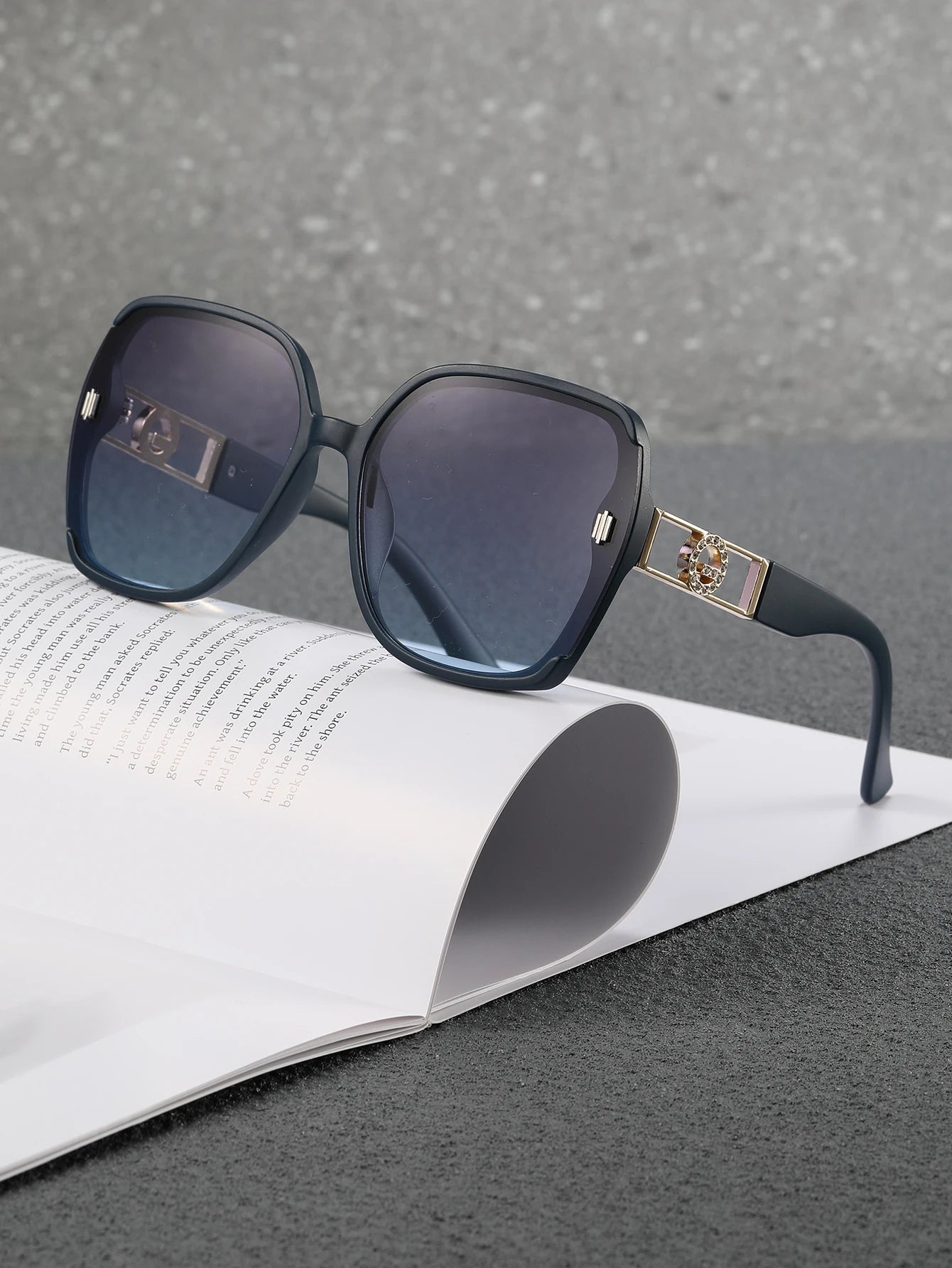The Luxe UV Sunglasses — Women's