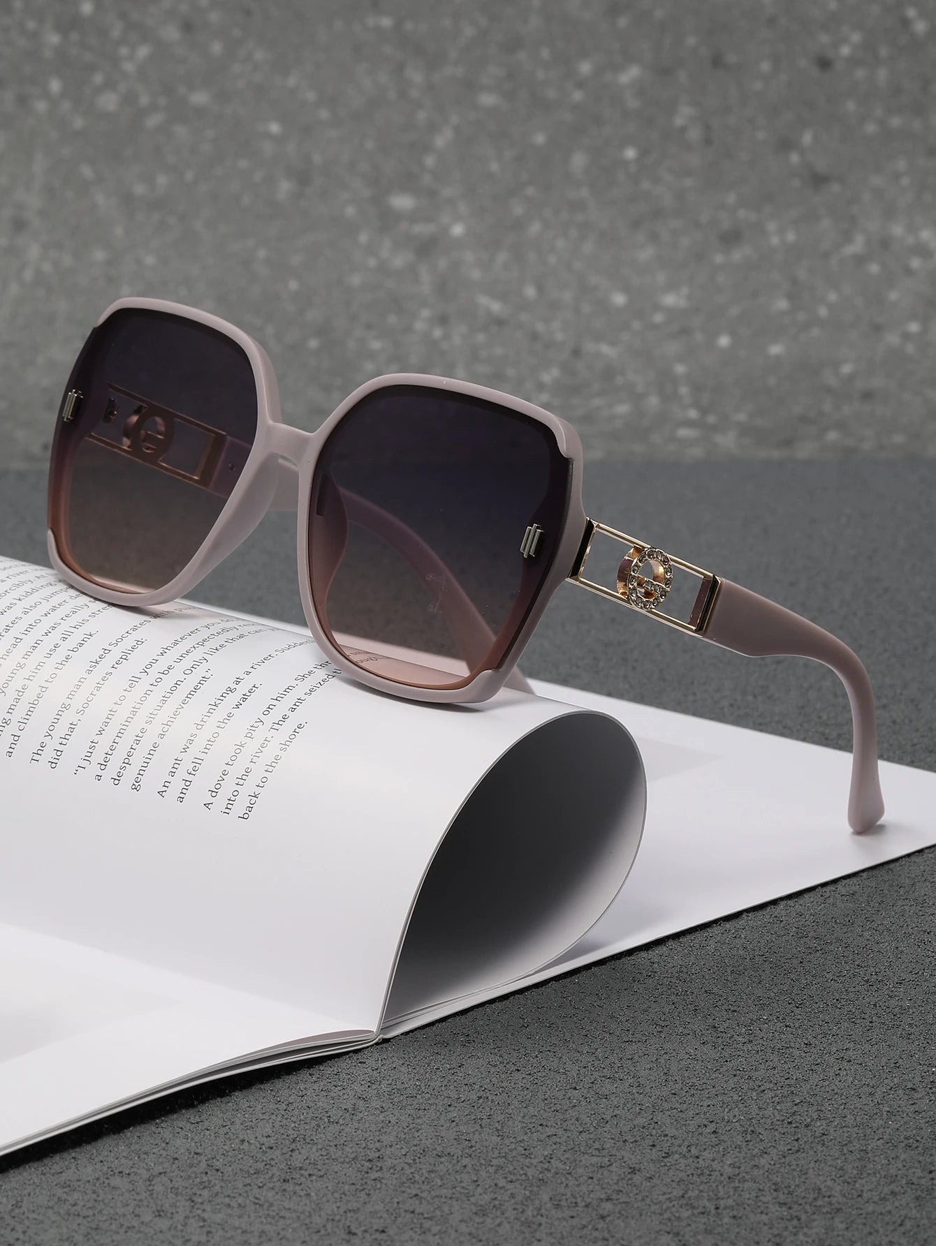 The Luxe UV Sunglasses — Women's