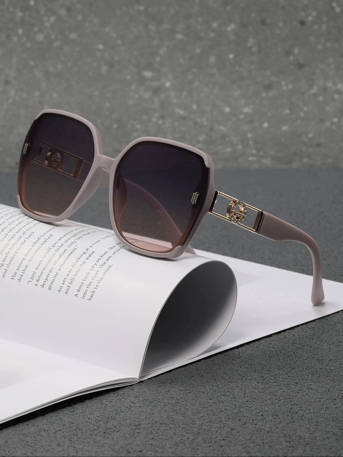 The Luxe UV Sunglasses — Women's