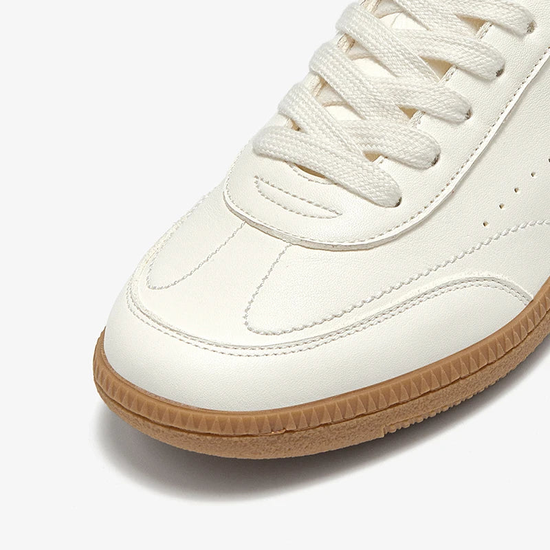 The Pearl Leather Sneaker — Women's