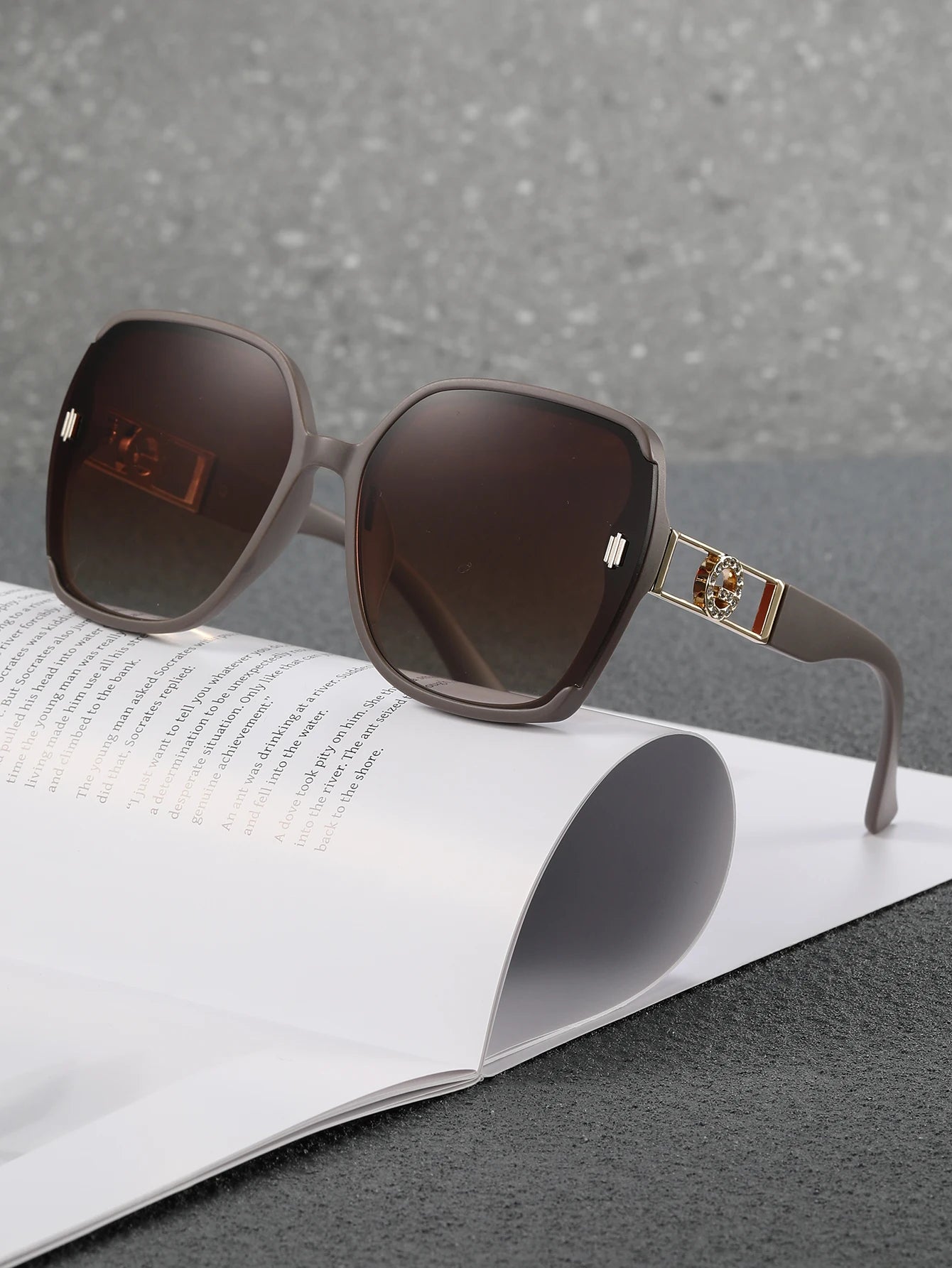 The Luxe UV Sunglasses — Women's